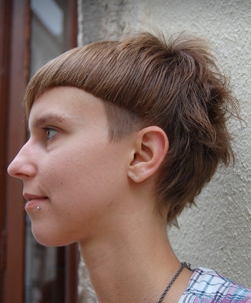cieniowane fryzury krótkie uczesanie damskie zdjęcie numer 60A